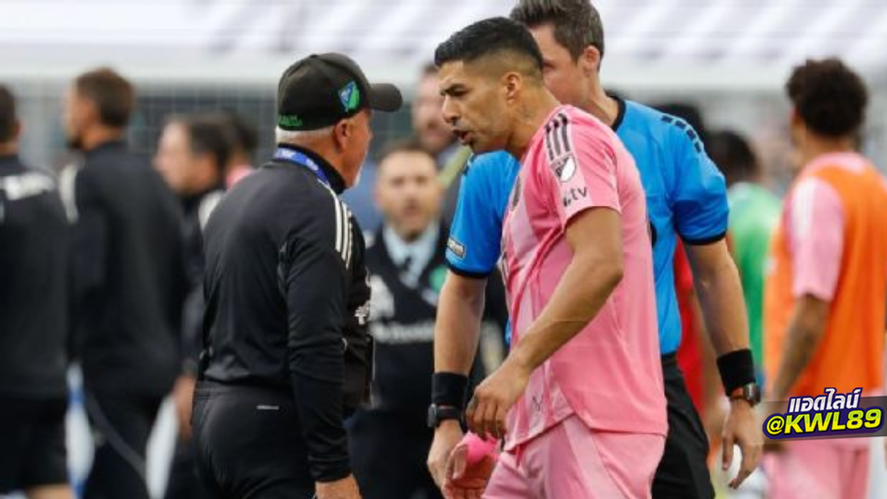 'ซัวเรซ' โดนแบน 6 นัด เซ่นพิษถ่มน้ำลายใส่สตาฟฟ์คู่แข่ง