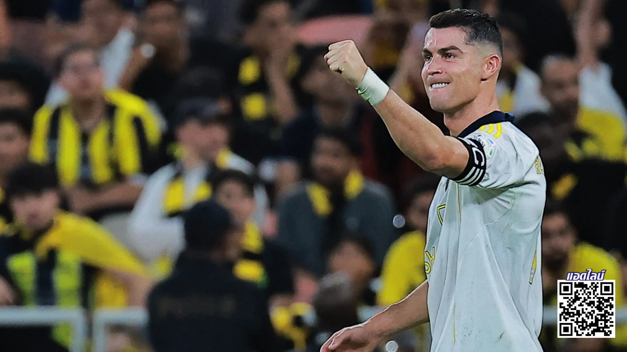 'โรนัลโด้' สร้างประวัติศาสตร์! แข้งพันล้านคนแรกของวงการ